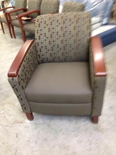 Hotel and commercial seating