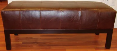 Ottomans, poufs and benches