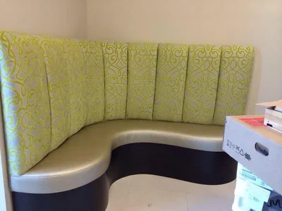 Restaurant booths and banquettes
